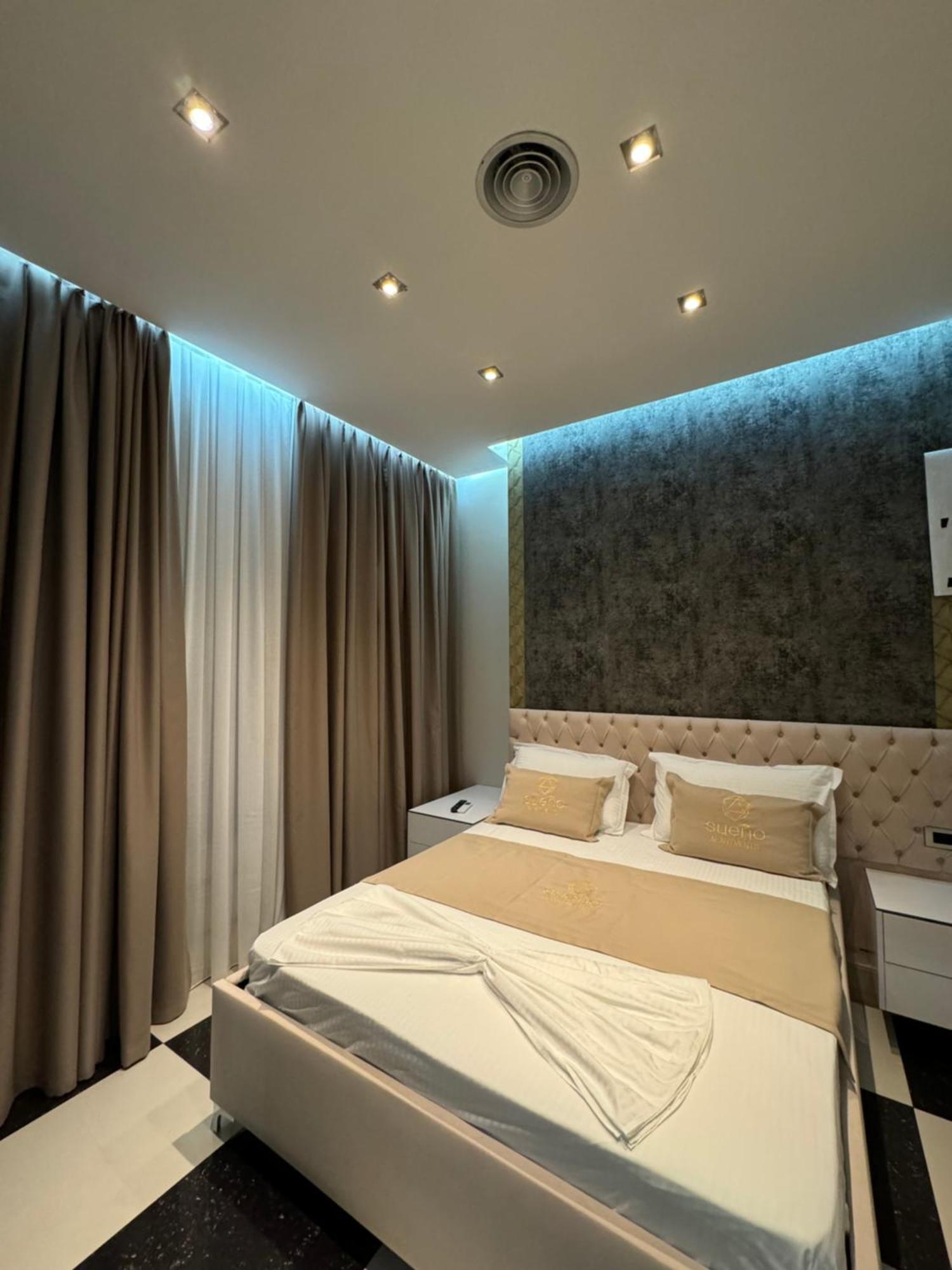 Sueno Apartments & Suites ティラナ エクステリア 写真